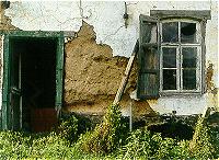 Soignies (Hoves). Logis en bauge. Etat 1987